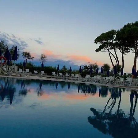 Fantinello 4* Καόρλε